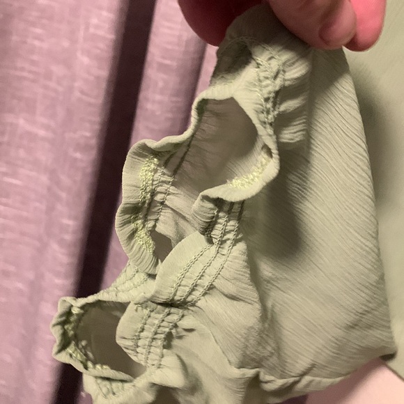 Gorgeous crown of hearts plunge neck peasant blouse size large - Picture 4 of 7